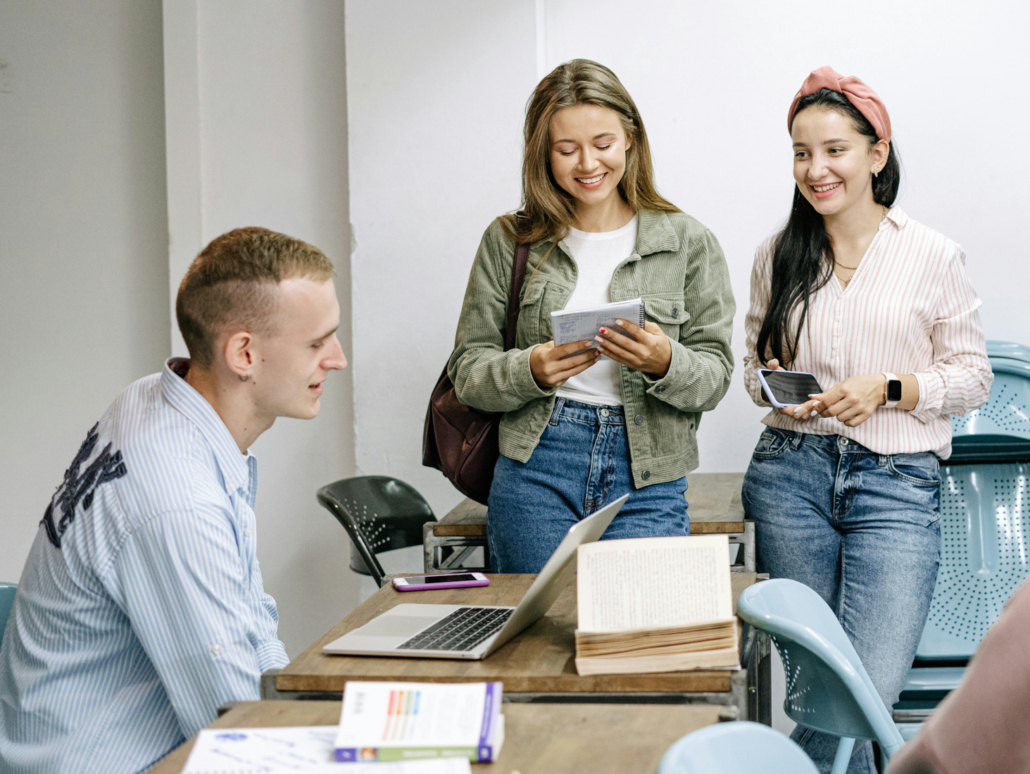 Oma väylä kuntoutus ja ryhmätapaamiset